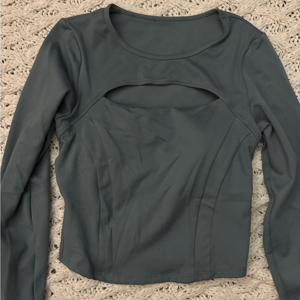 Gilly Hicks Recharge Gray Cutout Athletic Long Sleeve Top